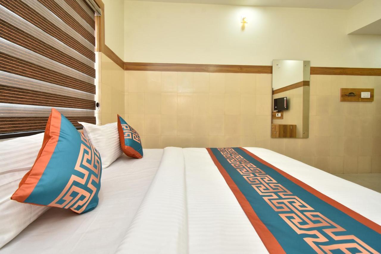 Hotel Kannur Capital Caltex Экстерьер фото
